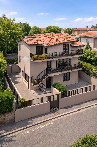 Foto Case semi ndipendenti in Via Curtatone, Bellizzi Centro di 150 m²