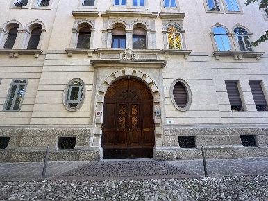 Foto Appartamento in Piazza Del Castello 2, Padova Piazze - Duomo di 110 m²