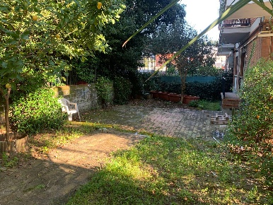 Foto Appartamento in Via Suvereto 337, Roma Nuovo Salario di 81 m²