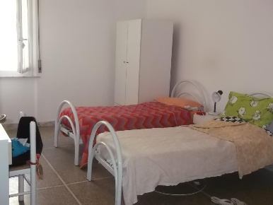 Foto Stanza in Via Amerigo Vespucci, Pisa Stazione Centrale di 100 m²