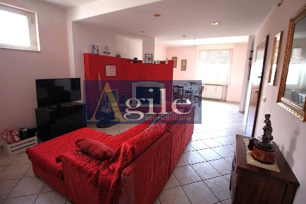 Foto Appartamento in VIA DEI FOSSI, Castel di Lama di 200 m² con 6 locali