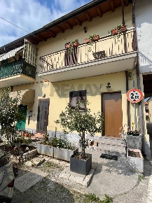 Foto Case semi ndipendenti in Cascina San Nazzaro, Bellusco Centro di 67 m²
