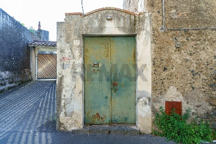 Foto Posti auto in via Piscitello 17, Lentini di 25 m² con 1 locali