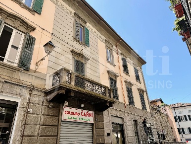 Foto Appartamento in Via Mascari 70, Lecco Centro di 50 m² con 2 locali