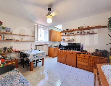 Foto Appartamento in Via Mascari 70, Lecco Centro di 50 m² con 2 locali