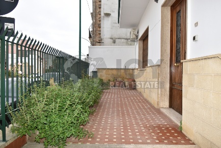 Foto Casa indipendente in Via Giuseppe Garibaldi 45, Copertino di 260 m²