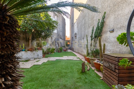 Foto Villa singola in Via Etnea 419, Tremestieri Etneo Centro di 129 m²