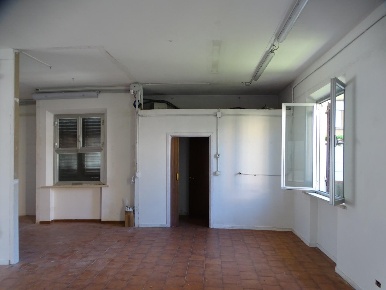 Foto Locale commerciale a San Miniato San Miniato Basso di 85 m² in affitto