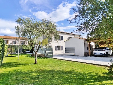 Foto Villa unifamiliare a San Giuliano Terme Le Maggiola, Gello di 170 m²