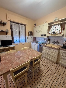 Foto Casa indipendente a Castelnuovo Magra Colombiera Molicciara di 185 m²