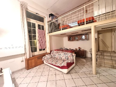 Foto Appartamento a Viareggio Lungomare di 60 m² con 4 locali in vendita