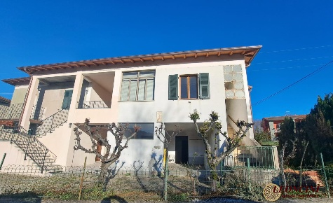 Foto Case semi ndipendenti in Via scorcetoli, Filattiera di 123 m²