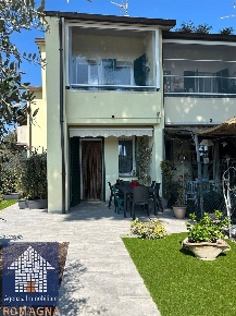 Foto Villa a schiera a Ravenna Lido Adriano - Lido di Dante di 60 m²