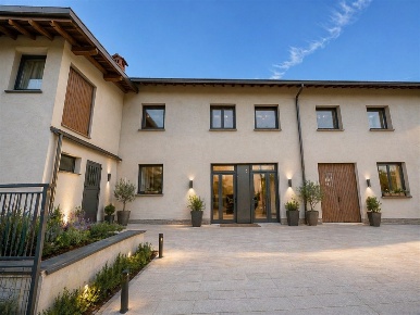 Foto Rustico a Missaglia di 615 m² in vendita