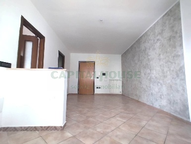Foto Appartamento in via f.di borbone, San Prisco di 80 m² con 3 locali