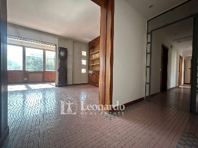 Foto Appartamento in VIALE COLOMBO, Camaiore Lido di Camaiore di 140 m²