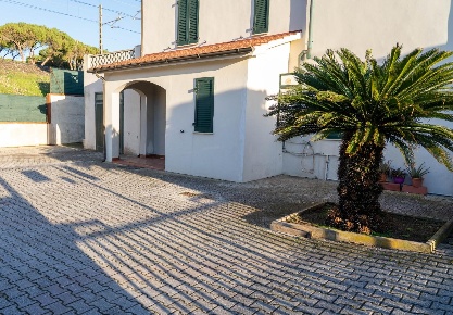 Foto Villa unifamiliare a Rosignano Marittimo Castiglioncello di 130 m²