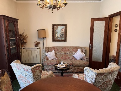 Foto Appartamento in Via Europa, Pontremoli Centro di 143 m² con 6 locali