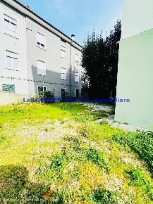 Foto Appartamento a Pesaro di 160 m² con 6 locali in affitto