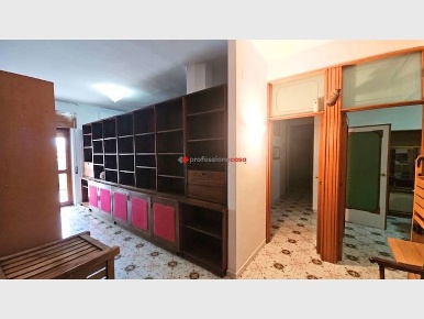 Foto Appartamento in Via Girolamo Calvanese 7, Foggia di 140 m² in vendita