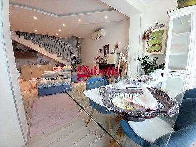 Foto Appartamento a Riccione San Lorenzo Monte di 140 m² con 5 locali