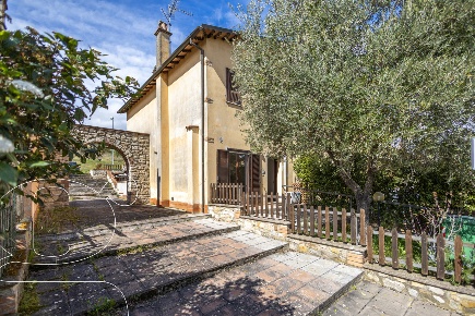 Foto Appartamento in Via luigi agretti 27, Monte Castello di Vibio Centro