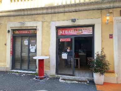 Foto Negozio in Enrico Stevenson, Roma Bologna di 45 m² con 2 locali