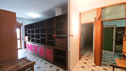 Foto Appartamento in Via Girolamo Calvanese 7, Foggia di 140 m² in vendita