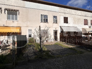 Foto Casa indipendente in Via valle 58, Borgo San Siro Centro di 120 m²