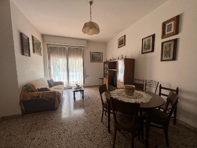 Foto Appartamento in Via Carlo del Greco, Firenze con 4 locali in vendita