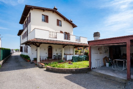 Foto Appartamento in Via Cristoforo Colombo 13, Castenedolo di 319 m²