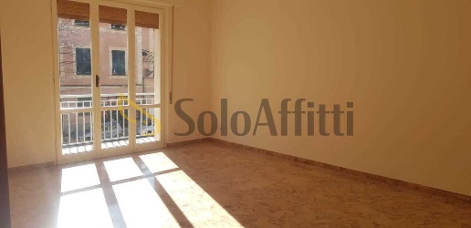 Foto Appartamento a Chiavari Centro di 115 m² con 5 locali in affitto