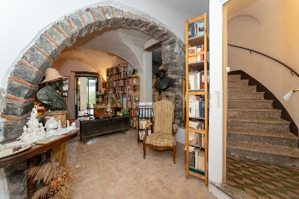 Foto Casa indipendente in Via Guglielmo Oberdan 15, Linguaglossa di 139 m²