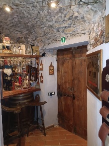 Foto Casa indipendente in Salita al Garbo 39A, Genova Rivarolo di 380 m²