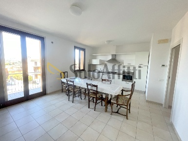 Foto Appartamento a Osimo Osimo Stazione di 89 m² con 4 locali in affitto