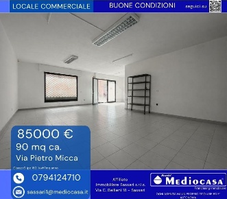 Foto Negozio in via pietro micca, Sassari di 80 m² con 2 locali in vendita