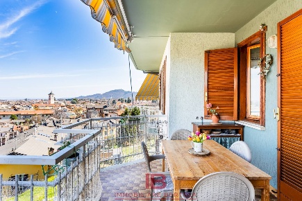 Foto Appartamento a Boves Centro di 92 m² con 4 locali in vendita