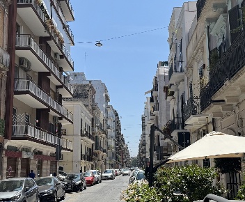 Foto Appartamento in Via Sagarriga visconti 46, Bari Murat di 95 m²