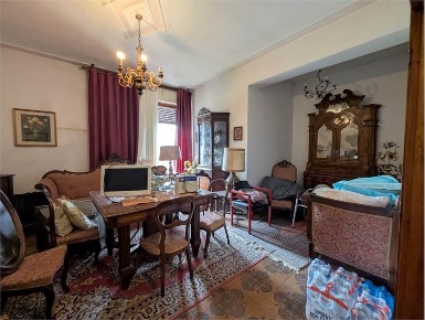 Foto Appartamento a Pistoia Pistoia Ovest di 130 m² con 5 locali in vendita