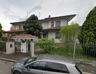 Foto Appartamento a Pioltello Centro di 188 m² con 4 locali in vendita