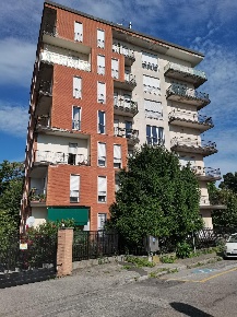 Foto Appartamento a Nova Milanese di 104 m² con 4 locali in vendita