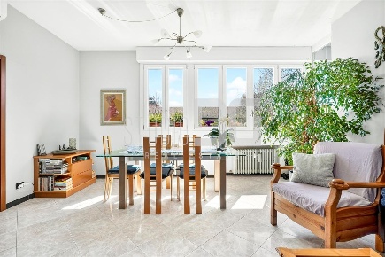 Foto Appartamento in via Aurora, Paderno Dugnano Incirano di 115 m²