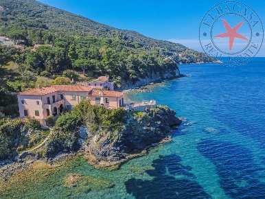 Foto Villa unifamiliare in Località Bagno, Marciana Marina Bagno Sprizze