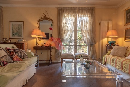 Foto Casa indipendente in Via Cesare Battisti, Ravenna Centro Storico