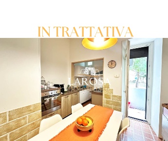 Foto Appartamento in Via Adda 12, Lecce Santa Rosa di 105 m² con 5 locali
