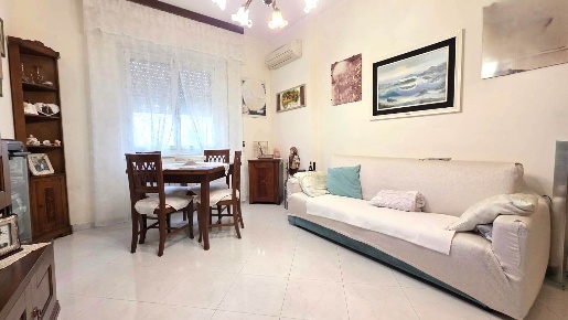 Foto Appartamento a Savona Villetta, Valloria di 95 m² con 4 locali