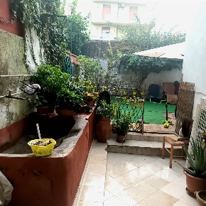 Foto Case indipendenti in via la farina 13, Riposto Centro di 100 m²