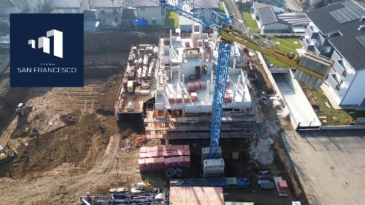 Foto Appartamento in Via San Francesco, Lazzate di 90 m² con 3 locali