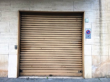 Foto Negozio a Baronissi Centro di 81 m² con 2 locali in vendita