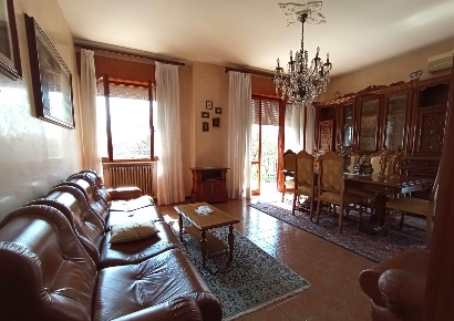 Foto Appartamento in VIA FLAMINIA CONCA, Rimini Fiera Vecchia di 140 m²